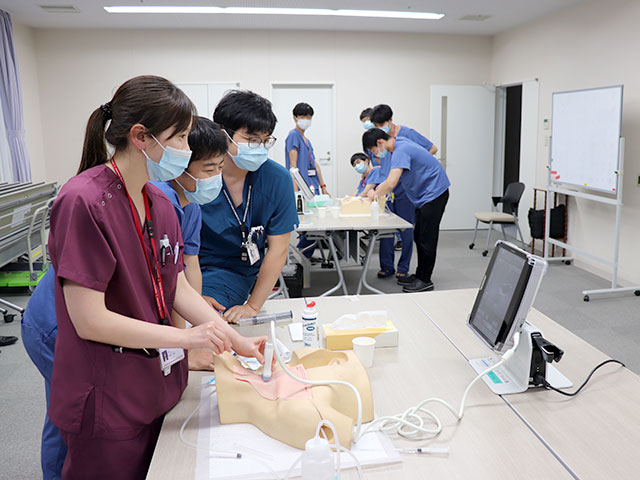 櫛田先生の研修風景